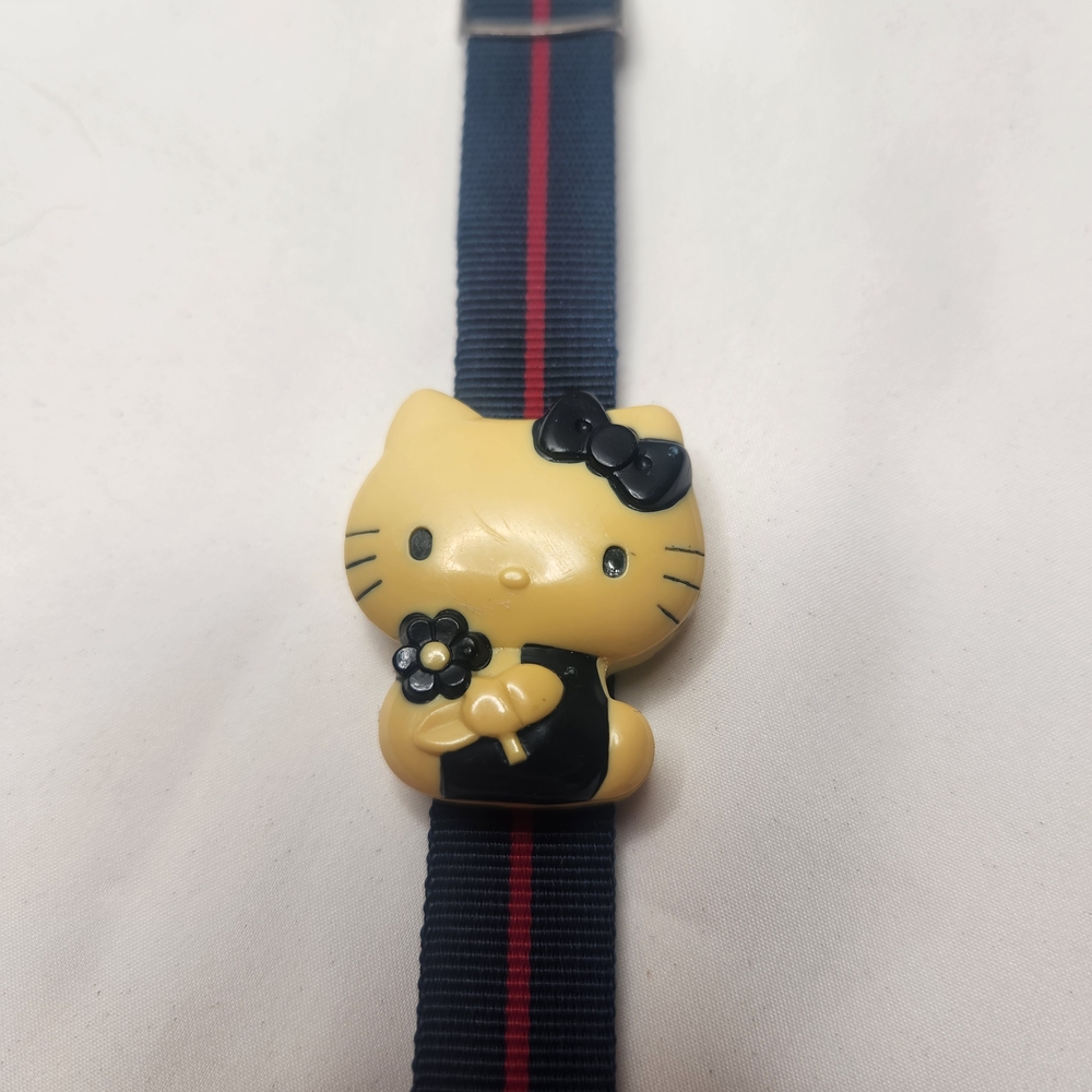 Sanrio Hello Kitty Watch 1976 White Plastic Collectible Vintage
